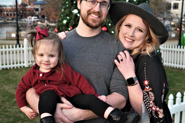 Nick and Mea Peck adoption profile photo