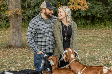 Brennon & Melodie Novacek adoption profile photo
