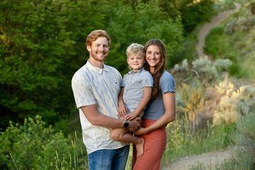 Dusty & Hannah Bryan adoption profile photo