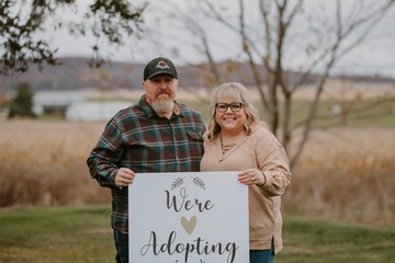 Scott & Krystal Woolever adoption profile photo