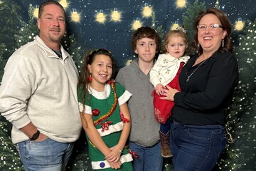 Matt and Amanda Taylor adoption profile photo