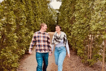 Courtney & Zach M. adoption profile photo