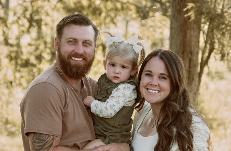 Gregg & Keleigh Giddings adoption photo 1